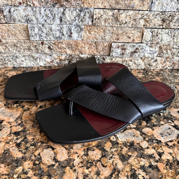 STAUD
Women's Natural Thong Sandal - Picture 3 of 8